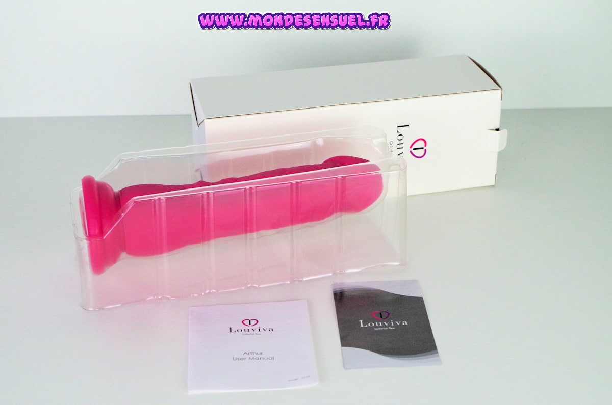 Godemichet réaliste Louviva contenu boite