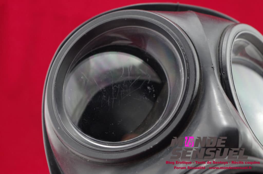 verre abimé masque à gaz