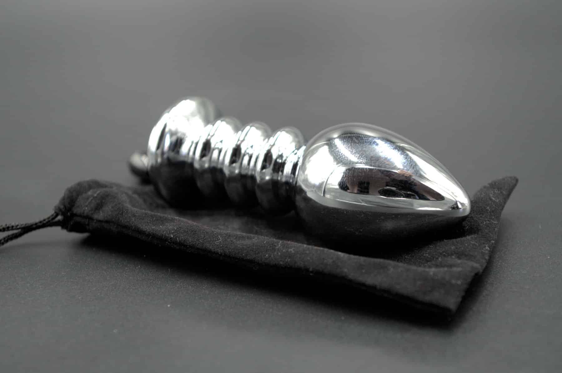 PLUG ANAL BIJOU ONDULESSENCE TURQUOISE présentation